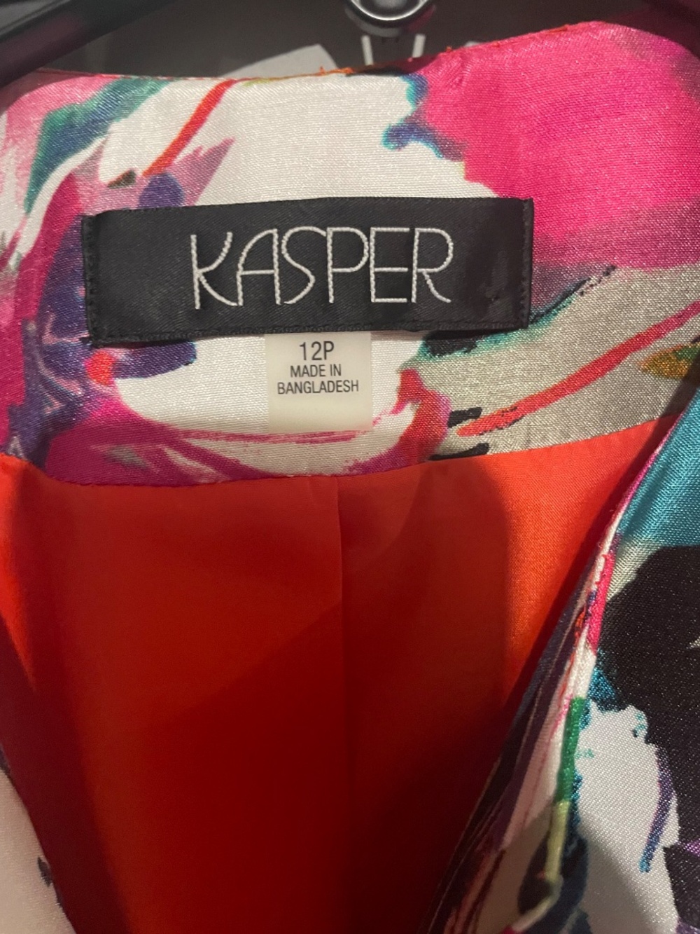 Kasper women’s 12 P red multicolor floral open front jacket - Picture 3 of 3